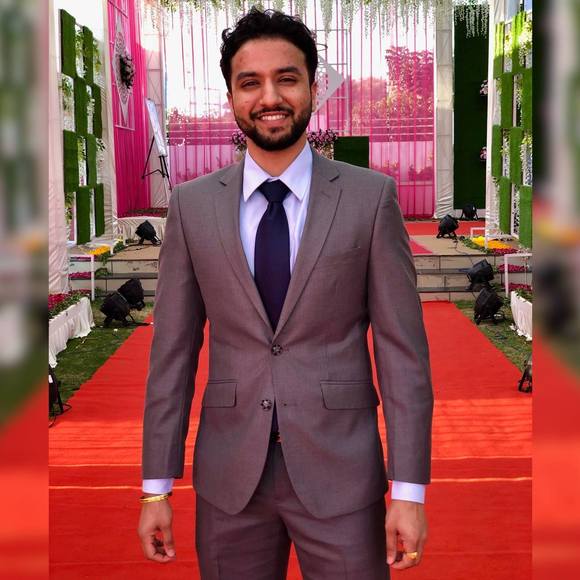 Meet your Posher, Sanam - Picture 1 of 1